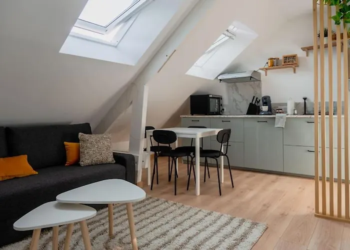 Sous Velux T2 * Saint-Nazaire (Loire-Atlantique)